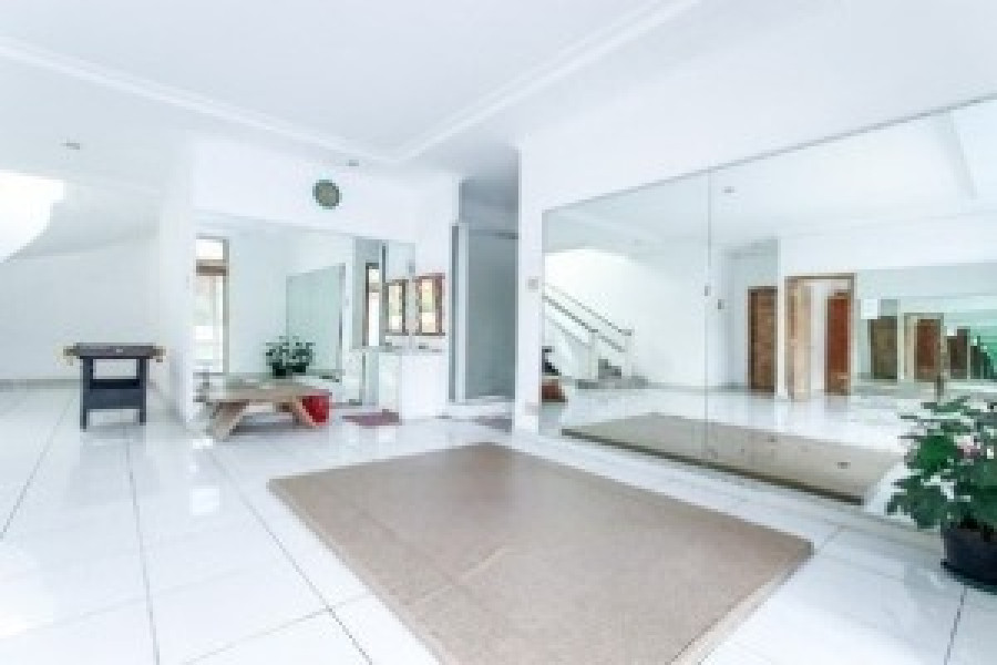 House 1